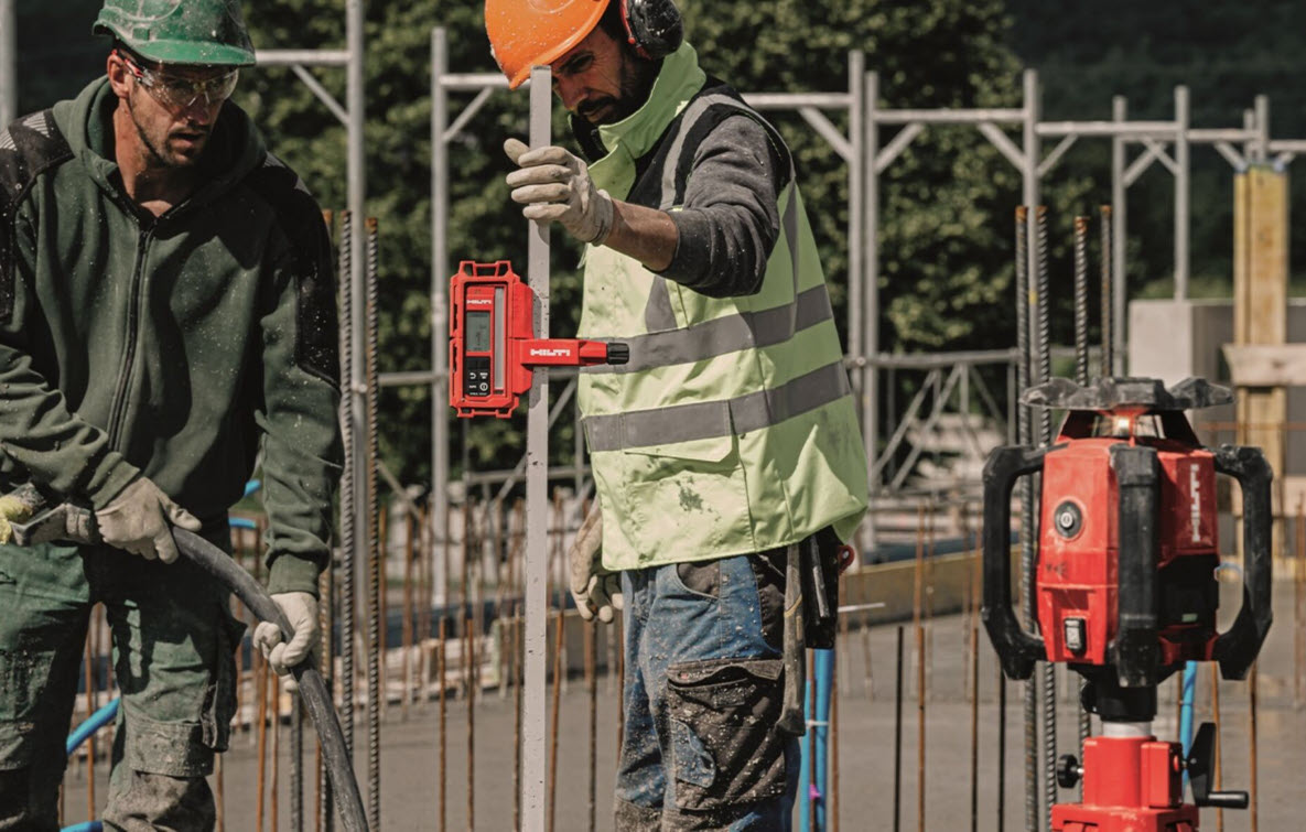 Plan og vertikallaser nøyaktighet > 3 mm ved 50 m
